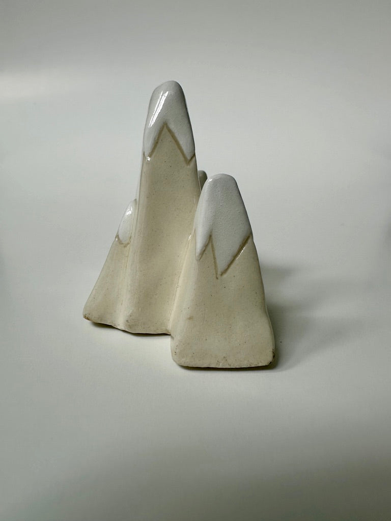 Mountain ring holder - Porcelain