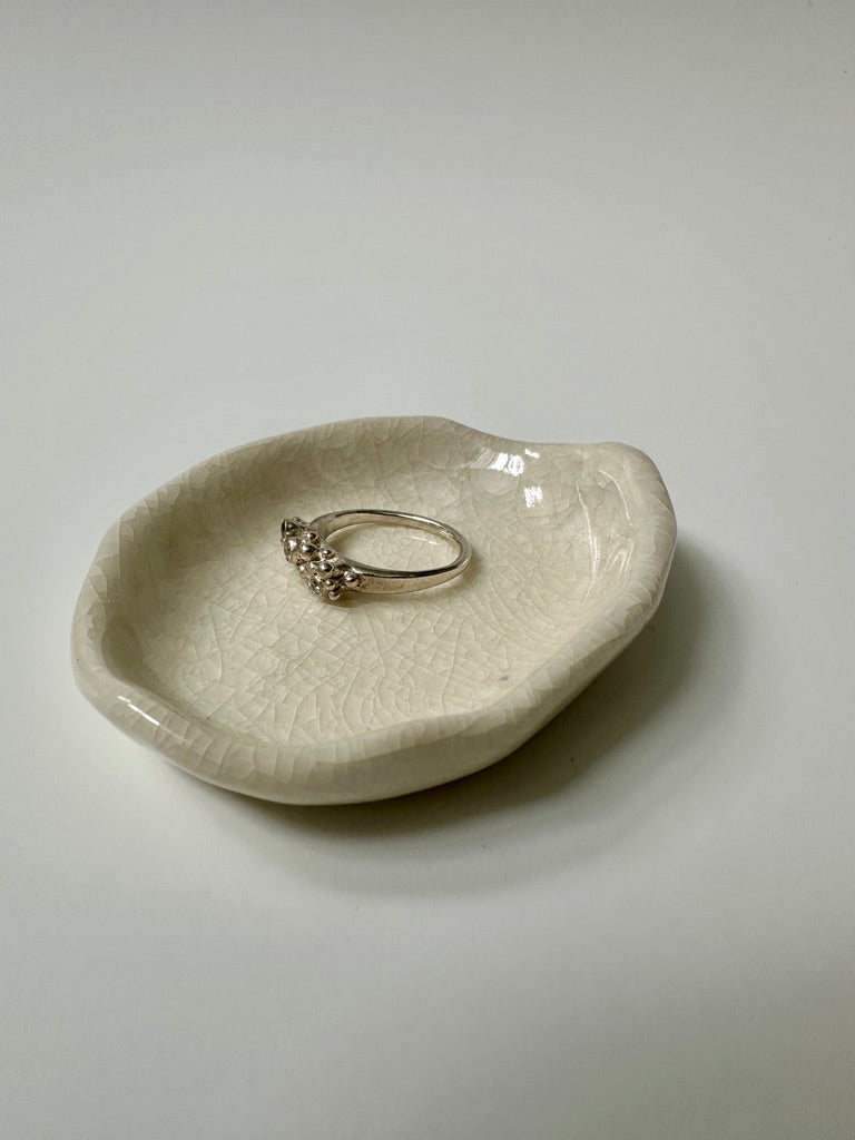 Little porcelain Crackle roundish
