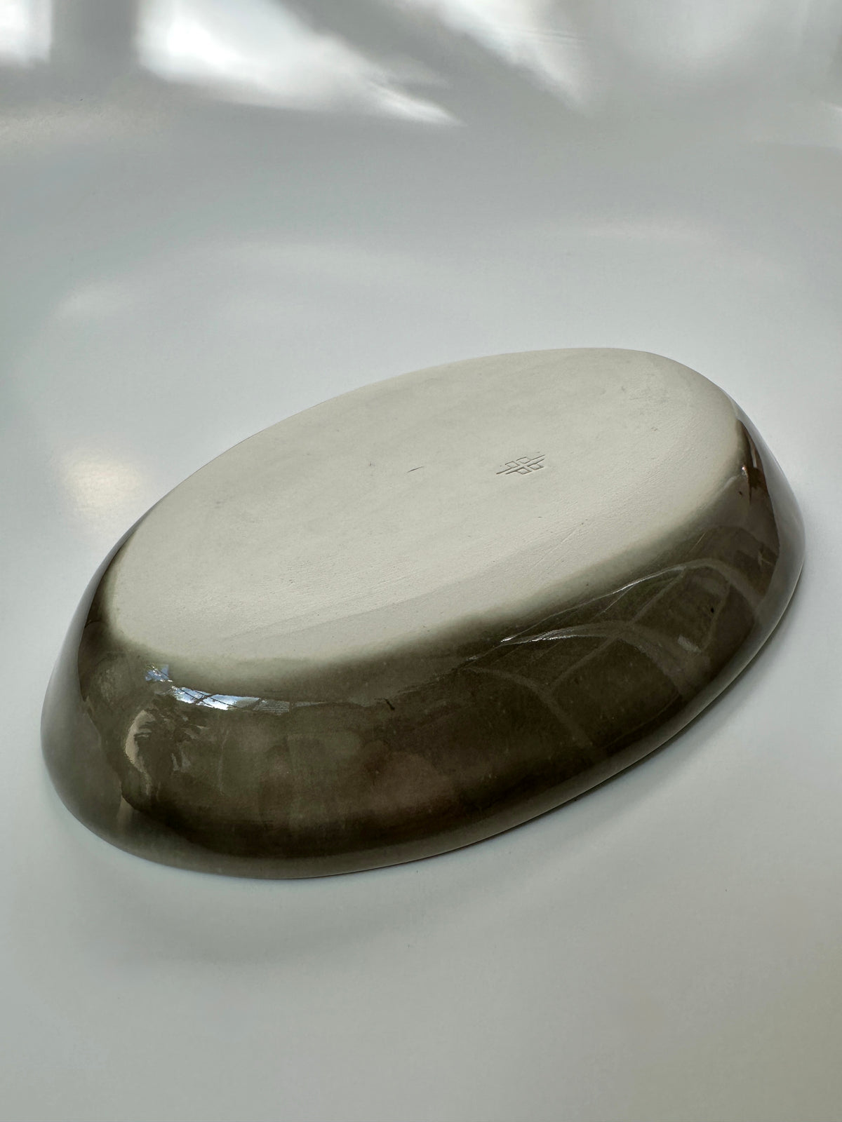 Grey oval dish - porcelain
