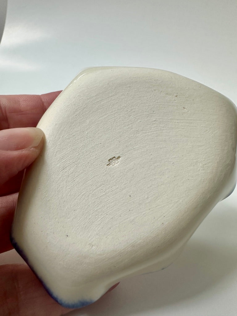 Blue Ruffle - porcelain