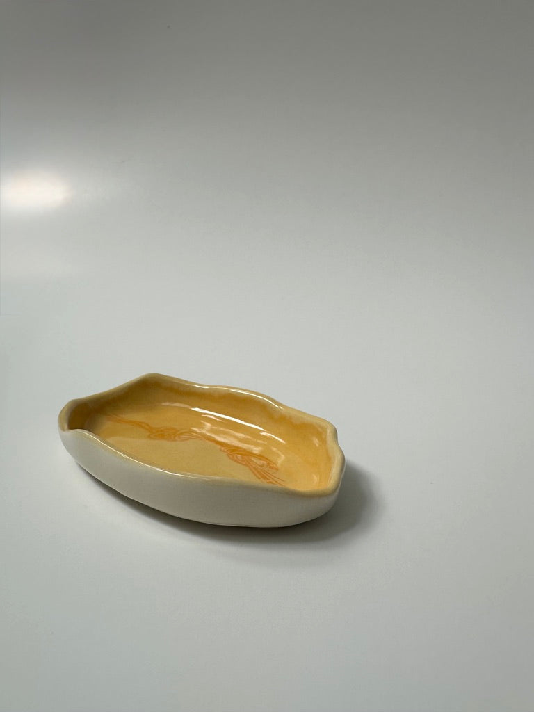 Yellow Knot - porcelain