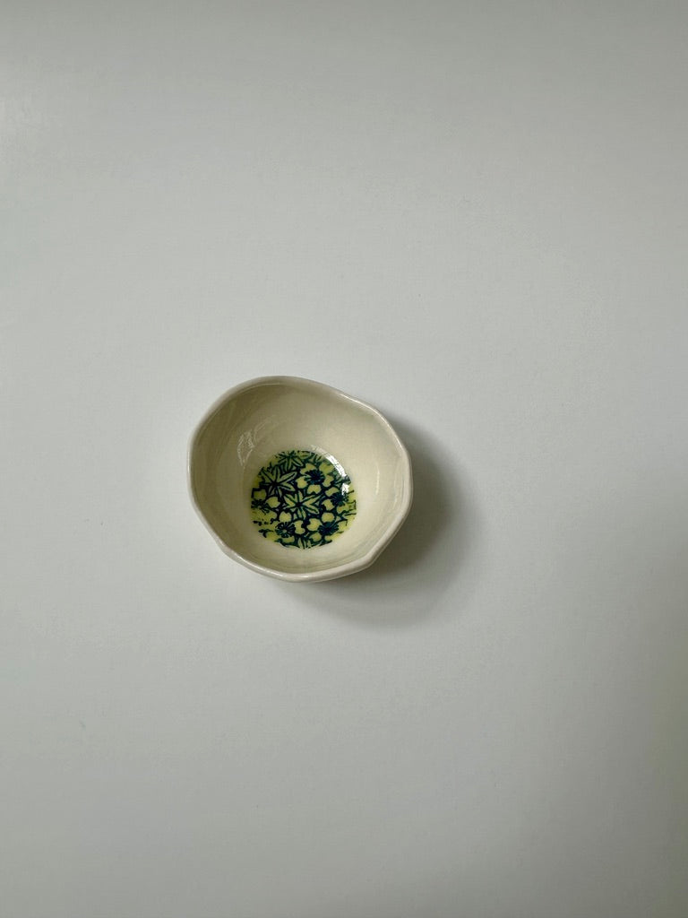 Green flower, little round