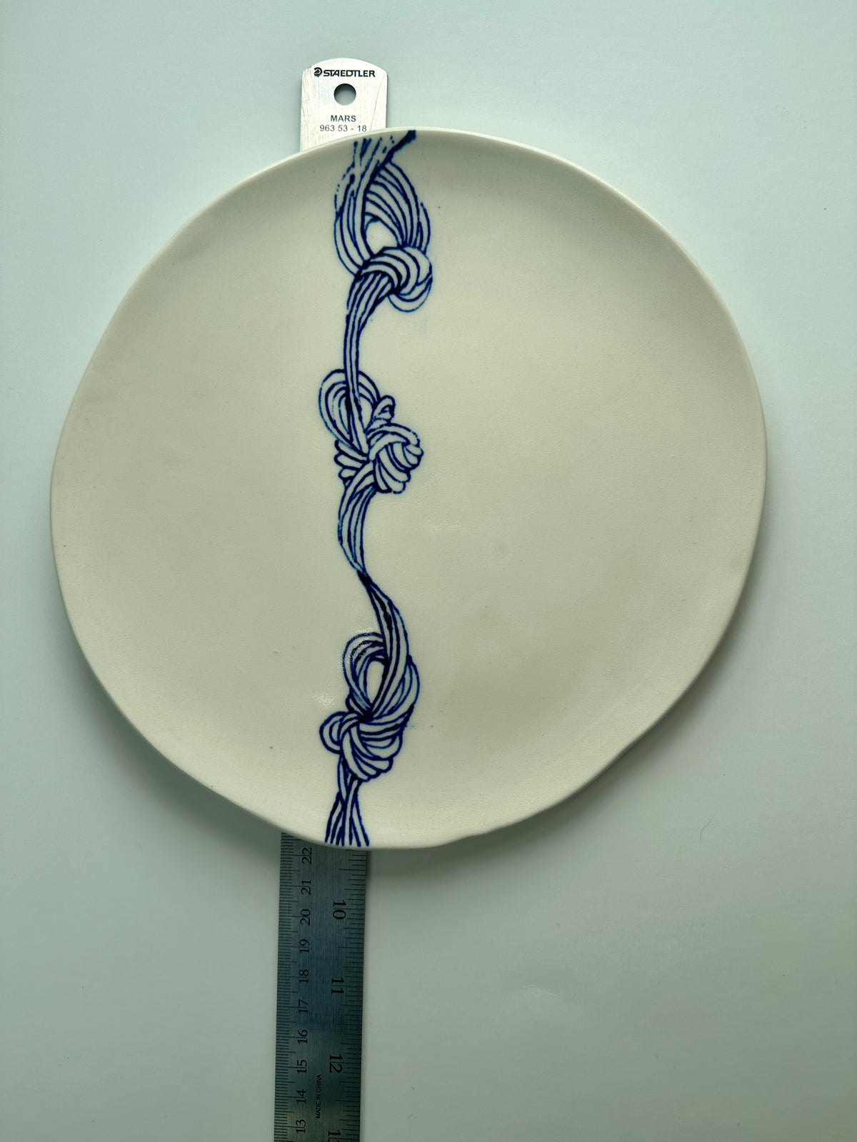 Porcelain - Blue knot