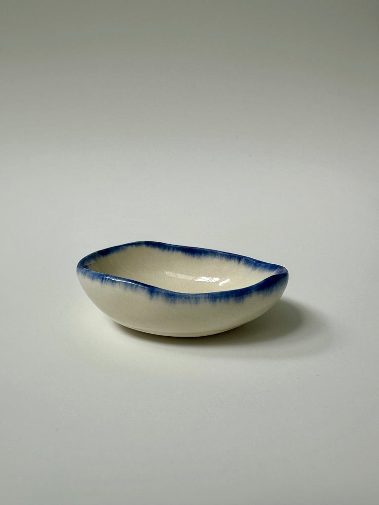 Little round blue - porcelain