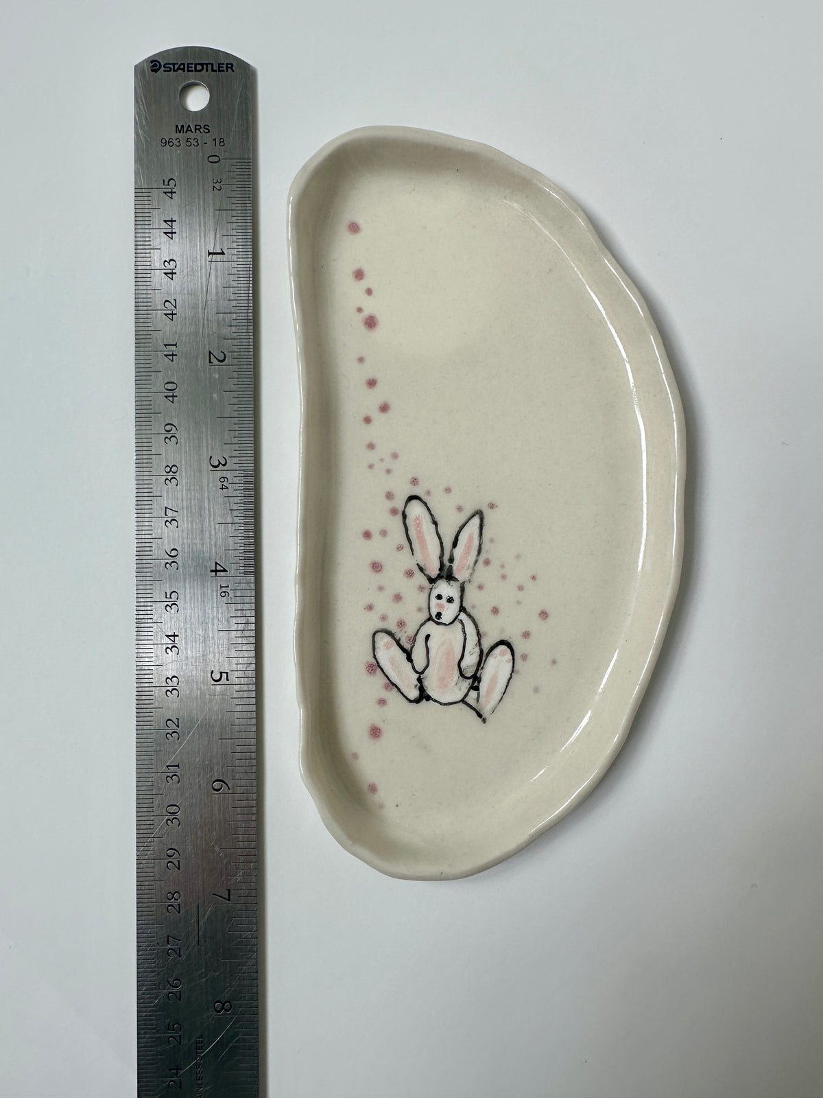 Rabbit Pink dots - porcelain