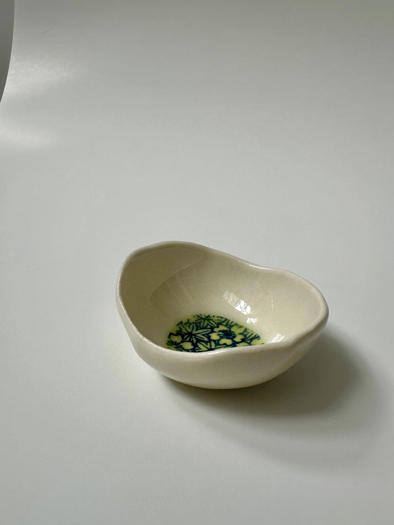 Green flower, little round