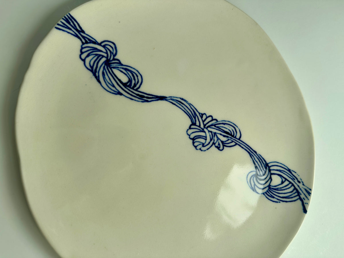 Porcelain - Blue knot