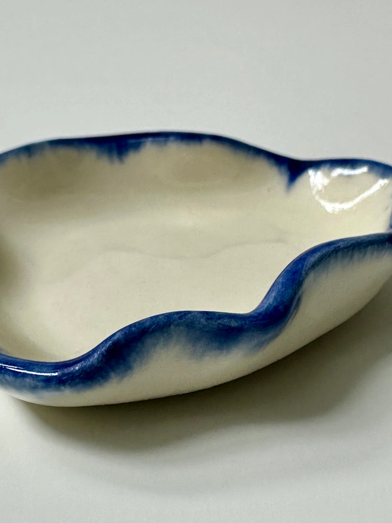 Blue Ruffle - porcelain