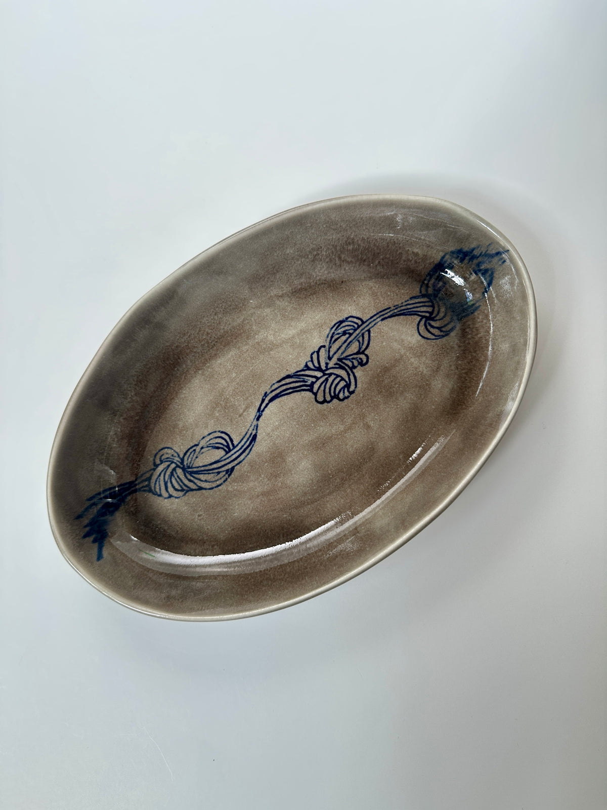 Grey oval dish - porcelain
