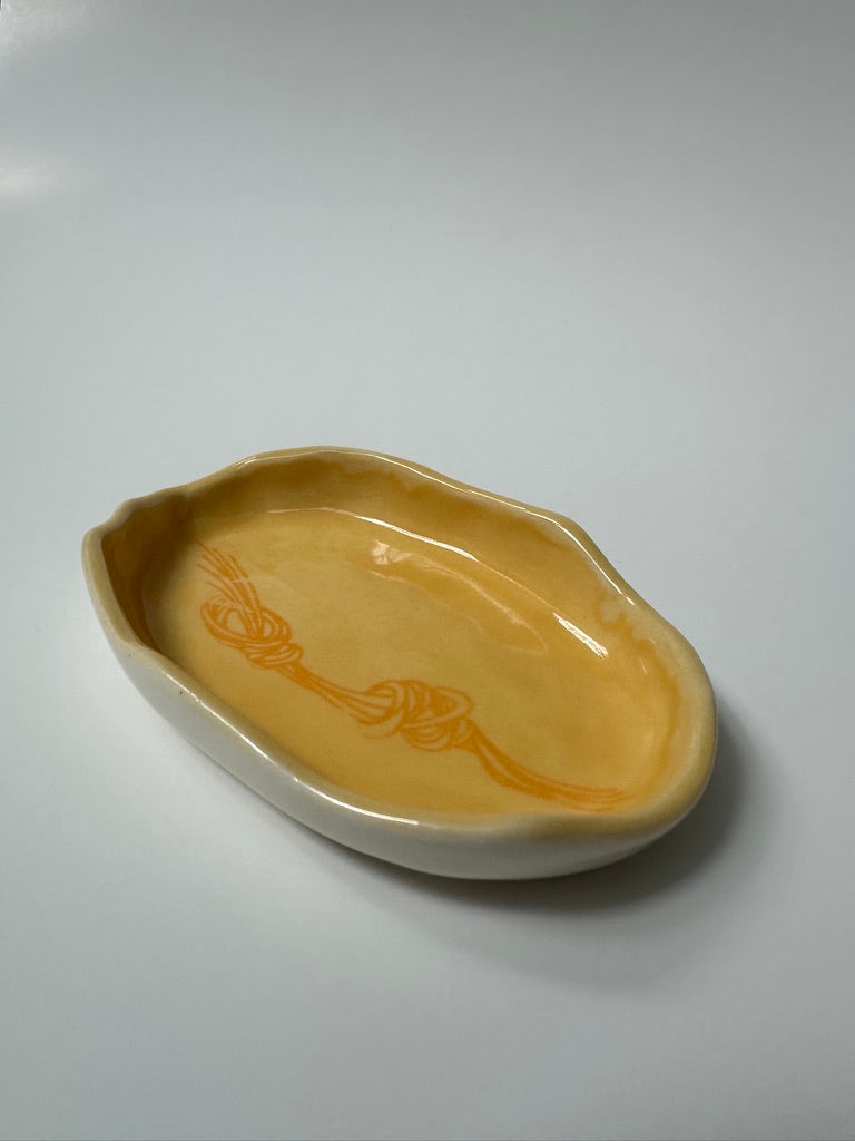 Yellow Knot - porcelain