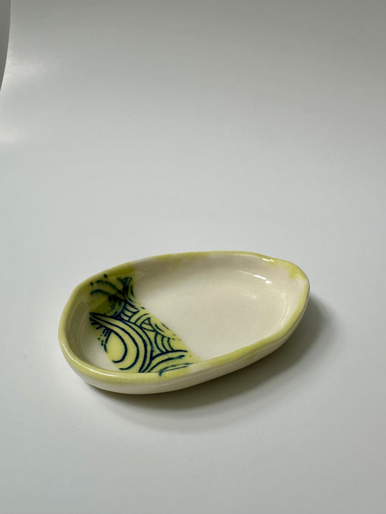 Green wave stripe - porcelain