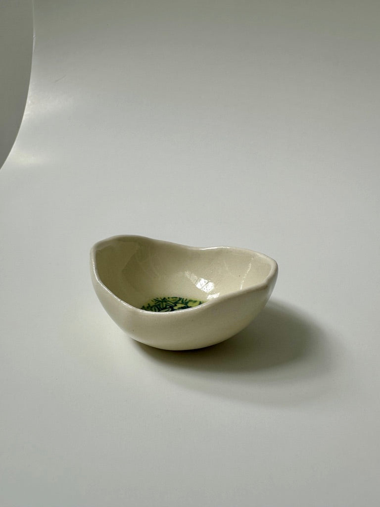 Green flower, little round