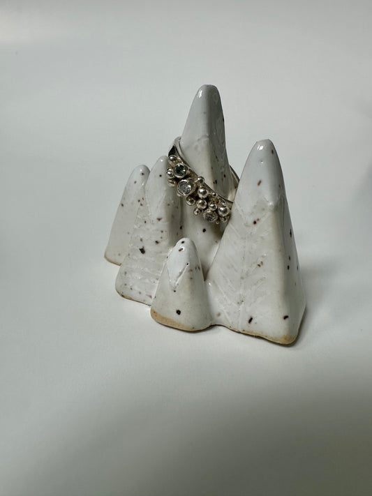 Mountain ring holder - Stoneware White