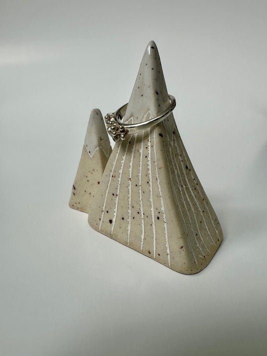 Mountain ring holder