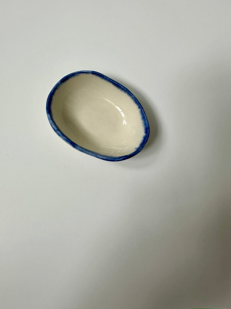 Little round blue - porcelain