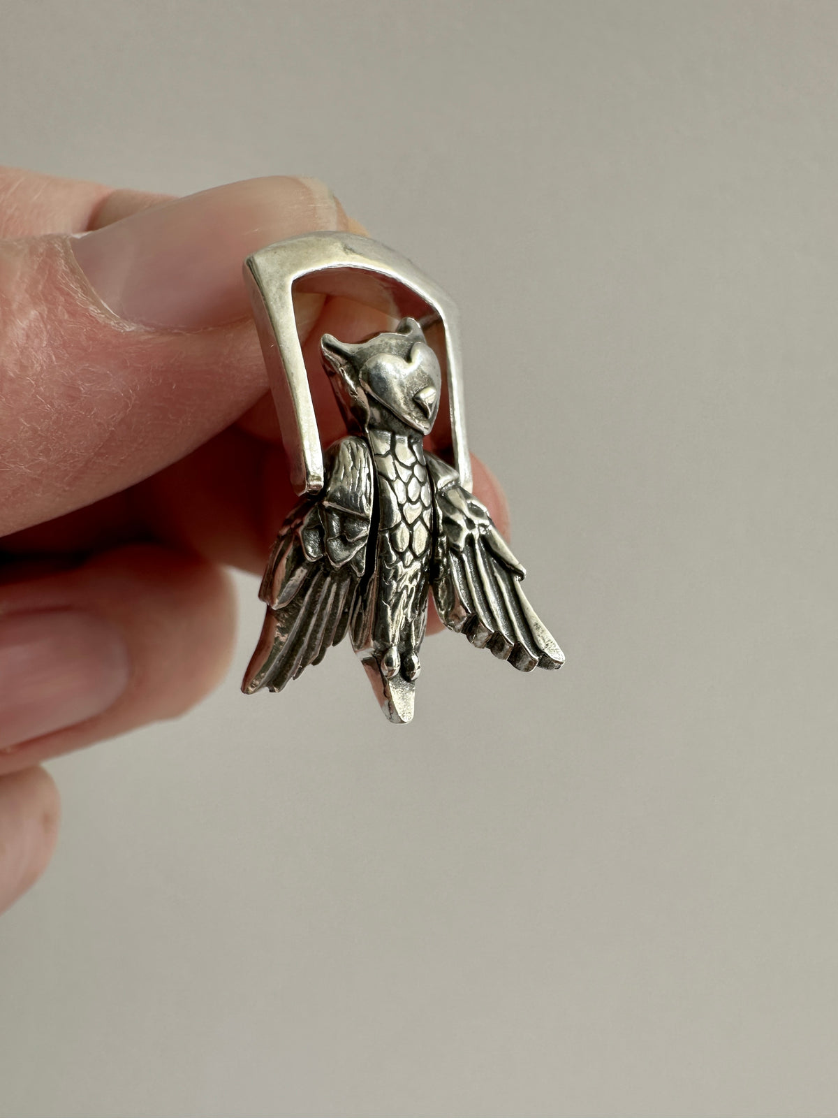 'Clive' Lapel Pin