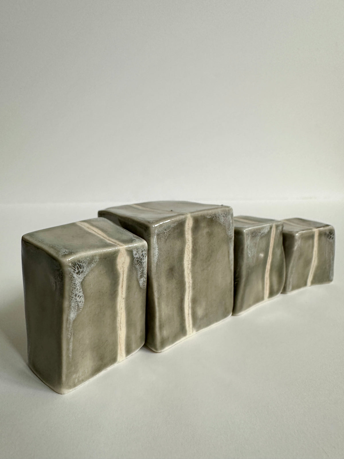 Cube Sculptures: Snow Day-Grey (4pc)